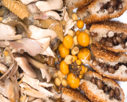 1Ngon, Gà ta bó xôi đậu phộng ôm hạt sen